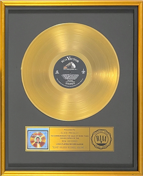 RiAA Gold Record Award for Elvis Presleys 1963 LP <em>Elvis Golden Records Vol. 3</em> 