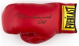 A Pair of Muhammad Ali Signed Everlast Boxing Gloves (2) In Original Everlast Box