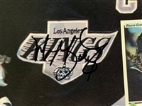 Wayne Gretzky Signed <em>Beckett Hockey</em> Magazine (BAS)