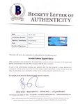 Arnold Palmer Signed “Arnold Palmer” Golf Glove (BAS)