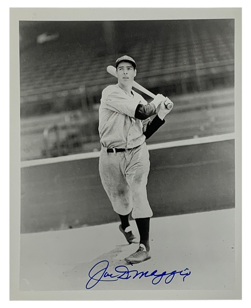 Joe DiMaggio Signed 8 x 10 Photo (BAS LOA)