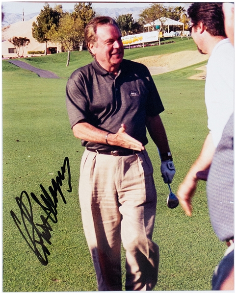 Robert Wagner Signed 8 x 10 Photo (BAS)