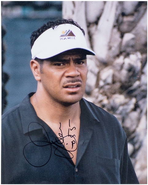 Junior Seau Signed 8 x 10 Photo – San Diego Chargers Hall of Famer (BAS LOA)