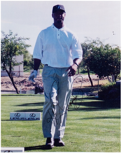 Ken Griffey Jr. Signed 8 x 10 Photo (BAS)