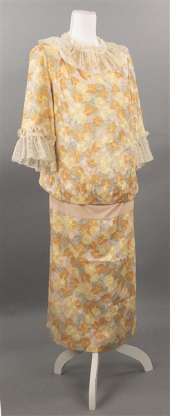 Phyllis Diller Screen-Worn Blouse, Skirt and Wig with Photomatch – From Her Estate Auction – Plus Signed 8 x 10 (BAS)