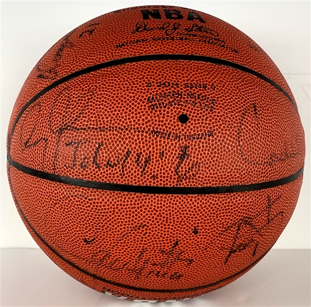 1996-1997 San Antonio Spurs Team Signed Basketball with David Robinson and Dominique Wilkens (BAS)