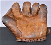 1940's Joe DiMaggio Store Model Glove MODEL 2051-1