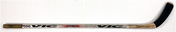 1996-97 Chicagp Blackhawks Team Signed Brent Sutter Game Used Hockey Stick