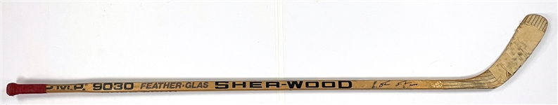 Steve Smith Signed Game Used Sher-Wood P.M.P. 9030 Hockey Stick (BAS)