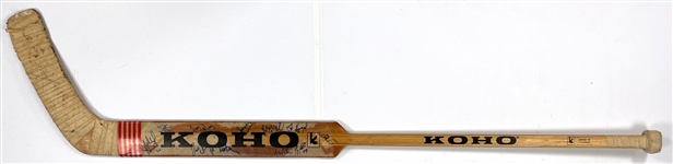 Jacques Cloutier 1989-90 Chicago Blackhawks Team Signed Game Used KOHO Goalie Stick Signed by 21 (BAS)