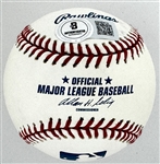 Ichiro Suziki Single Signed Baseball (Beckett Authentic)