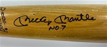 Mickey Mantle No. 7 Signed H&B Lousiville Slugger Bat (Beckett Authentic)